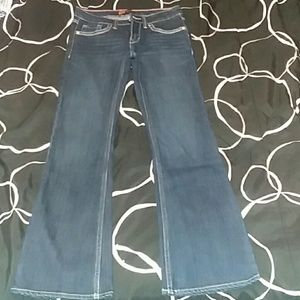 Levi jeans